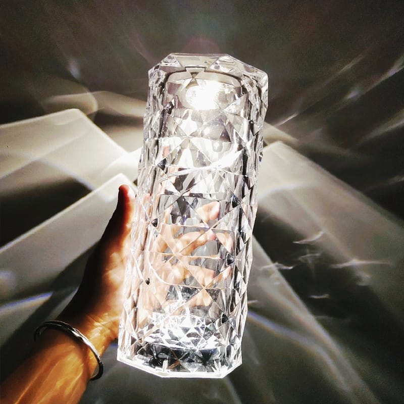 Diamond Lamp يعمل عن طريق الشحن
